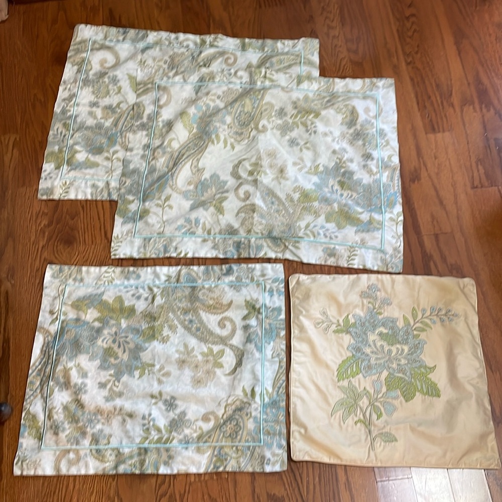 Pillow cover set of 4